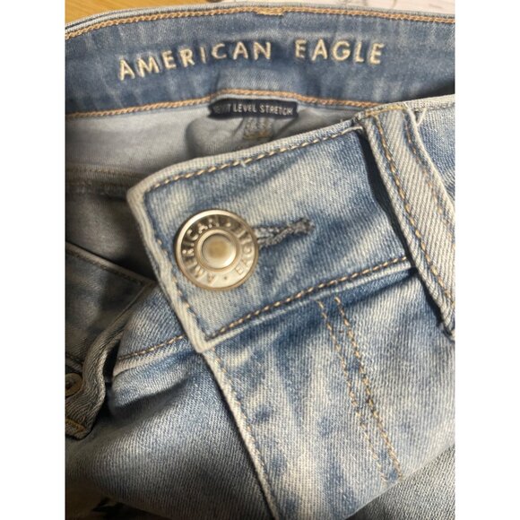 American Eagle Hi Rise Shortie Shorts Womens Size 6 Distressed/Destroyed Denim - Picture 4 of 10